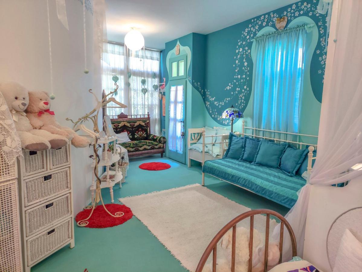 德布勒森 Feher Tulipan Apartman酒店 外观 照片